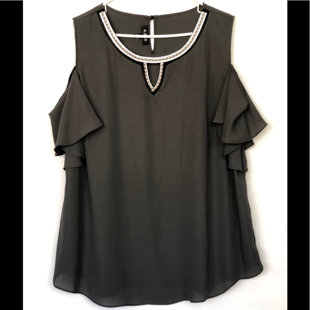A. Buyer Charcoal Studded Cold Shoulder Blouse 2X - Picture 9 of 11